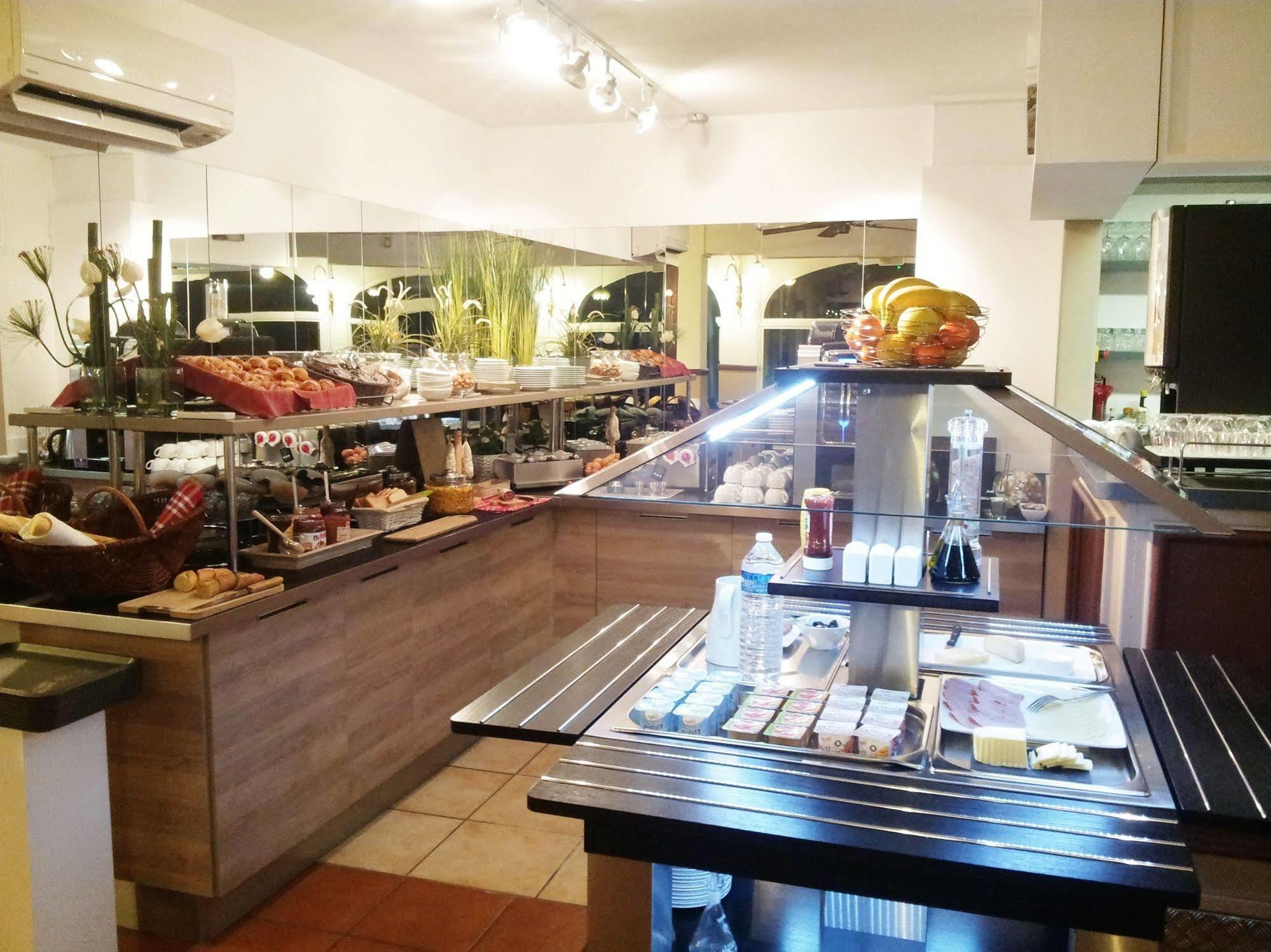 乐费边德博客酒店 莱博德普罗旺斯 外观 照片